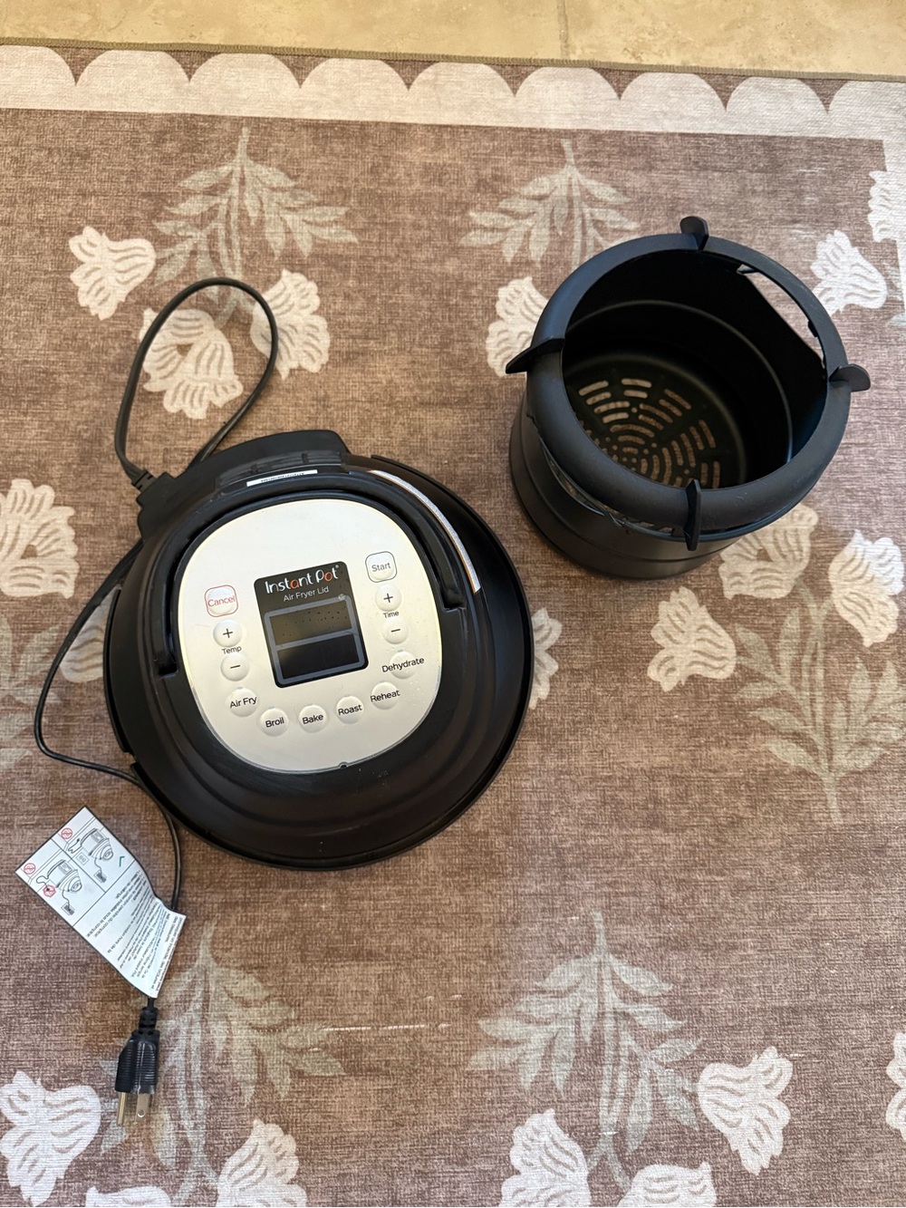 Instant Pot Black Air Fryer Lid – Versatile Air Fry Accessory